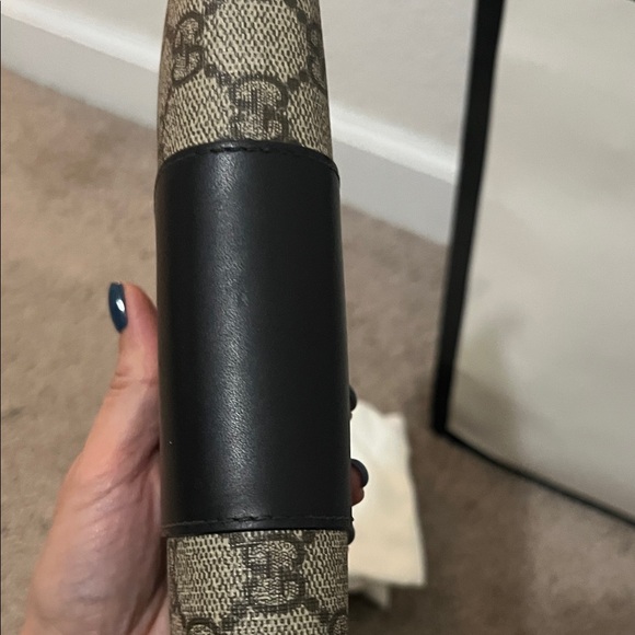 Authentic Gucci Wallet - Picture 5 of 8